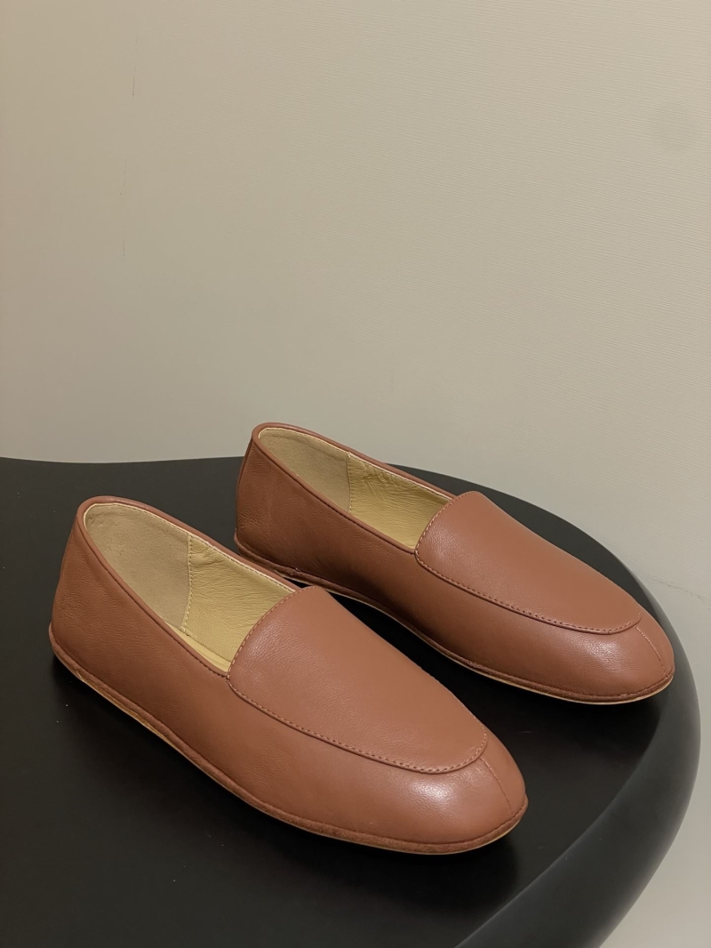 L0r0 P1ana loafers